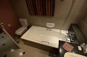 Norscot Manor Guest Lodge Sandton Zewnętrze zdjęcie